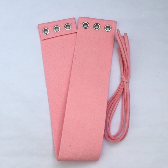 New! Corset Lace-Up Choker - Picture 8 of 8